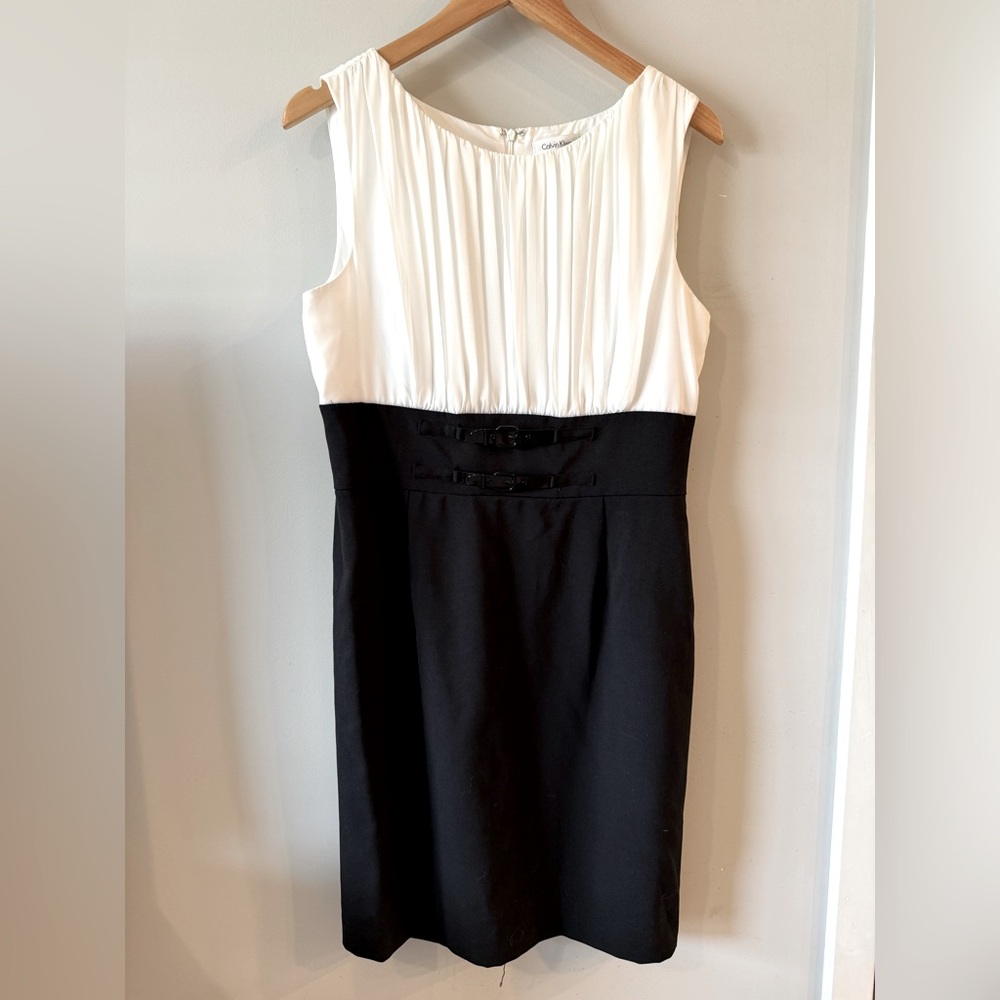 NWT Calvin Klein Elegant Black and White Sleeveless Dress